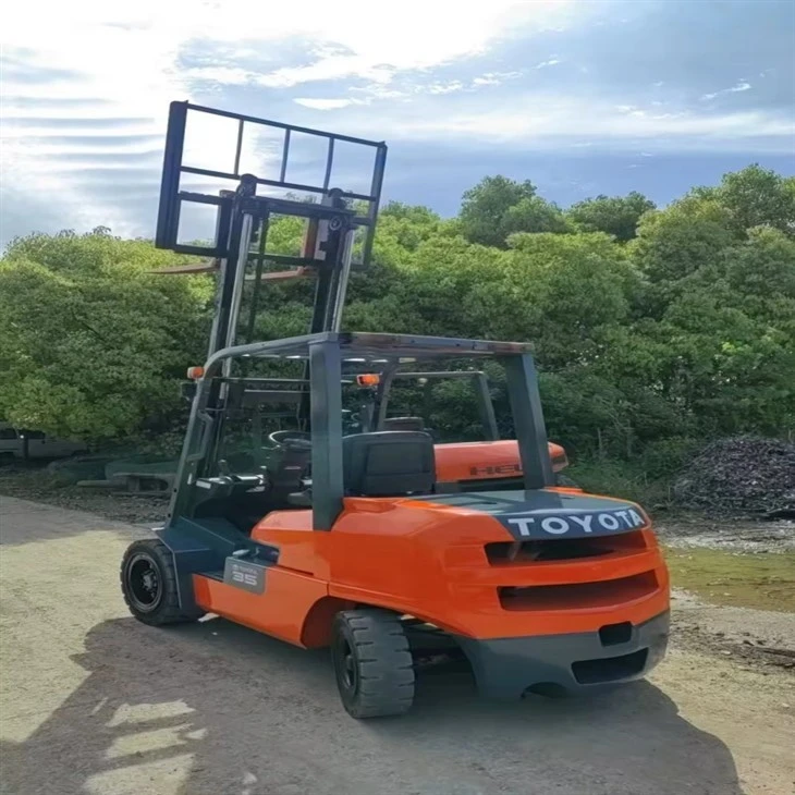 TOYOTA 8FGC35U Forklifts price